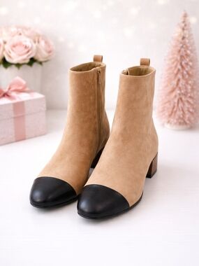Women’s Two-Tone Suede Ankle Boots - Beige with Black Cap Toe